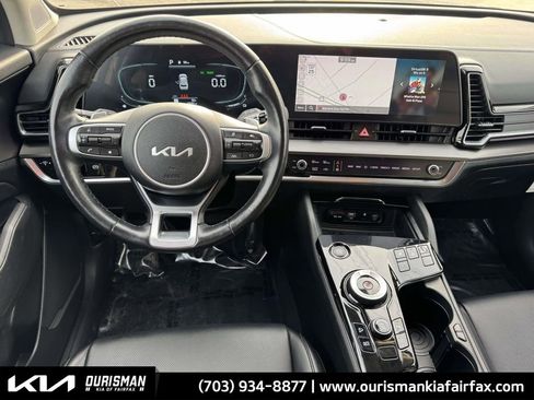 Used 2023 Kia Sportage EX image 8