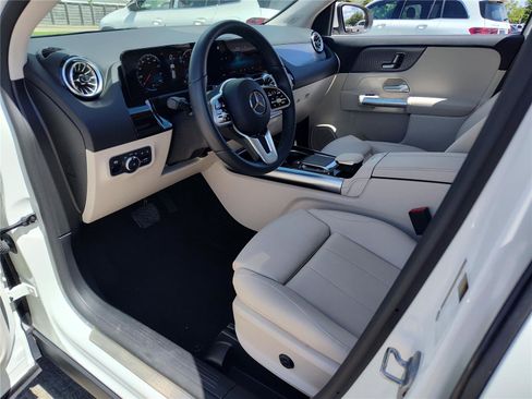 Certified 2023 Mercedes-Benz GLA 250 image 2