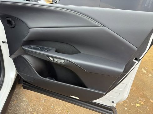 Used 2025 Lexus RX 350 Premium image 25