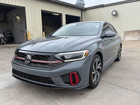 Used 2024 Volkswagen Jetta GLI Autobahn FWD image 7