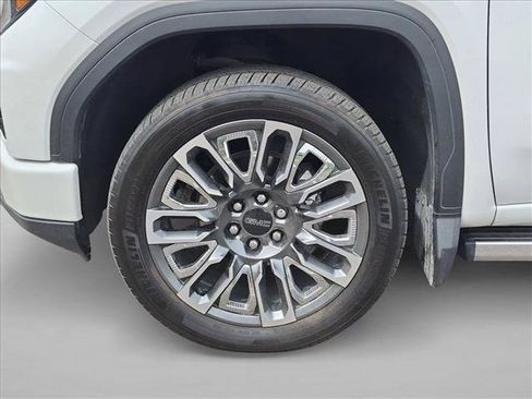 Used 2023 GMC Sierra 1500 Denali w/ Denali Reserve Package AWD/4WD image 23