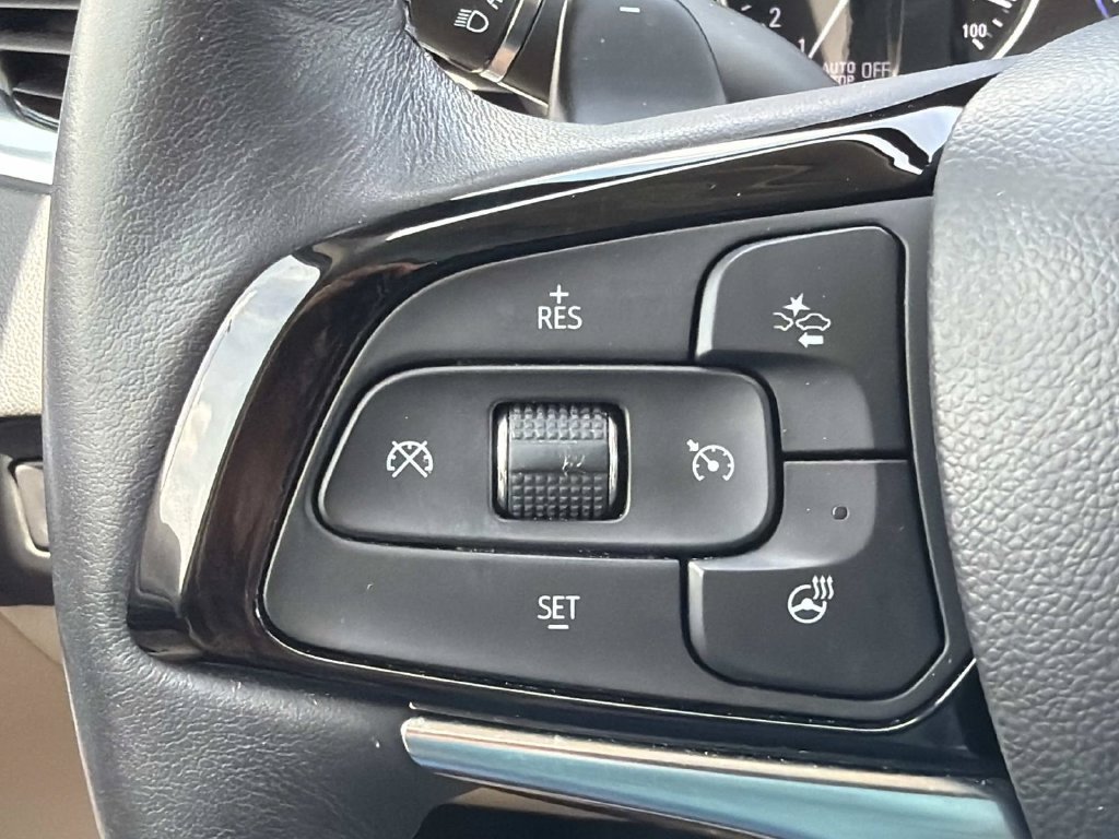 Used 2023 Buick Enclave Avenir FWD image 20