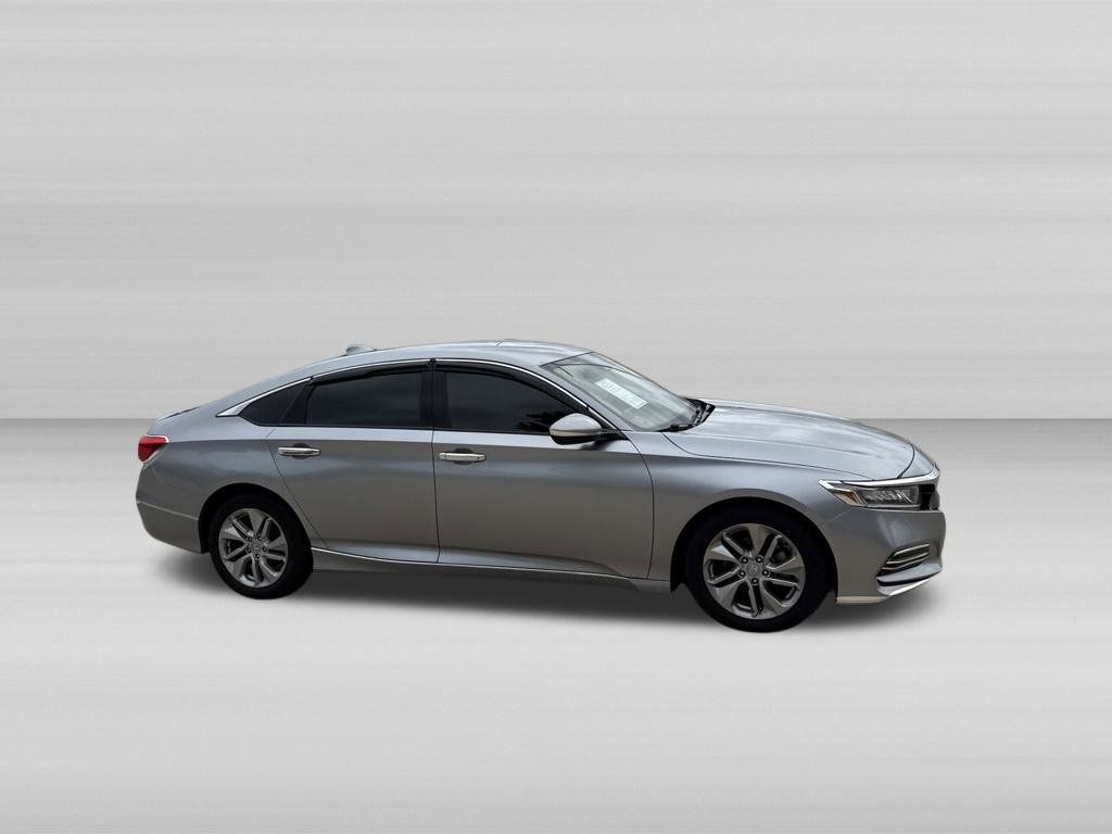 Used 2018 Honda Accord LX image 3