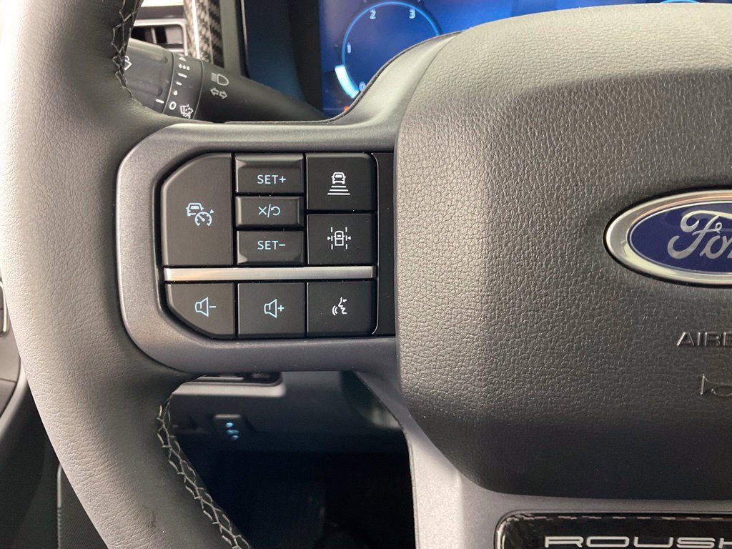 New 2026 Ford F250 Lariat w/ Black Appearance Package AWD/4WD image 24