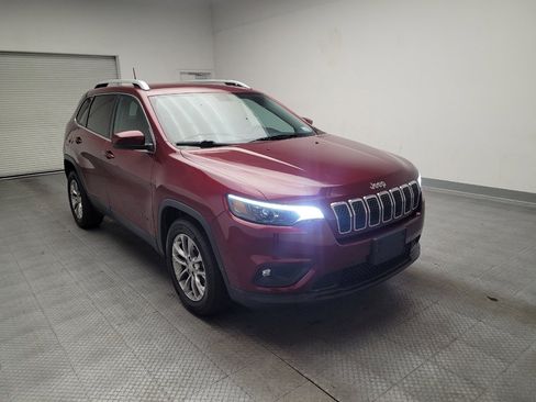 Used 2019 Jeep Cherokee Latitude Plus image 13
