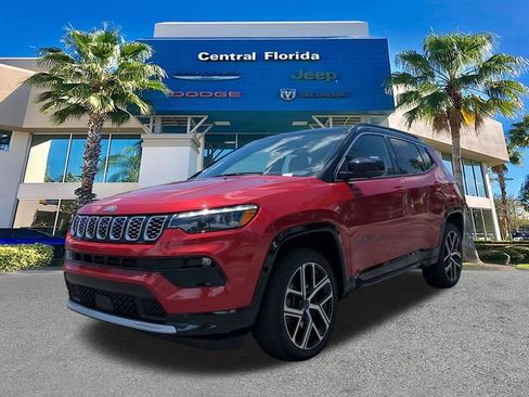 Used 2025 Jeep Compass Limited w/ Elite Group AWD/4WD image 9