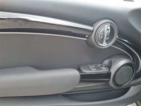 Used 2023 MINI Cooper S image 15