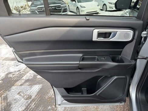 Used 2020 Ford Explorer ST w/ ST Street Pack image 19