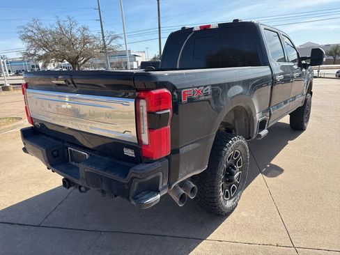 Used 2024 Ford F250 Platinum image 7