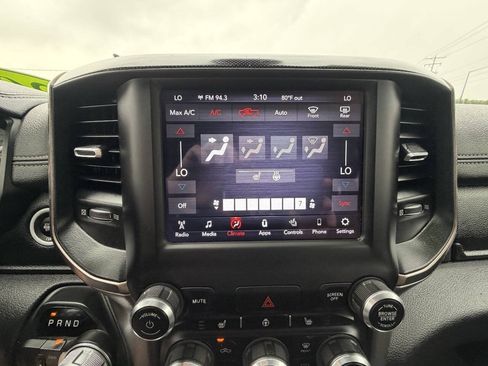 Used 2020 RAM 1500 Rebel w/ Rebel Level 2 Equipment Group AWD/4WD image 32