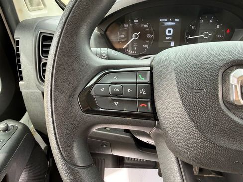 Used 2024 RAM ProMaster 2500 w/ Safety Group FWD image 31