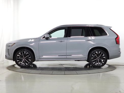 Certified 2026 Volvo XC90 B6 Plus AWD/4WD image 6