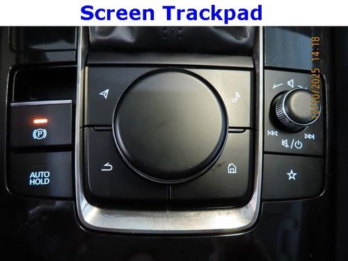 Used 2025 MAZDA MAZDA3 s image 27