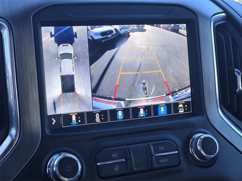 Used 2021 GMC Sierra 2500 Denali w/ Denali Black Diamond Edition image 12