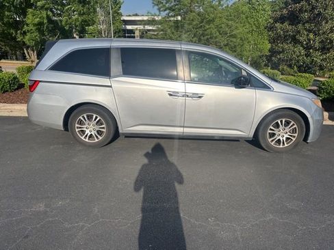 Used 2011 Honda Odyssey EX-L image 2