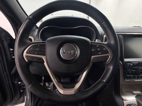 Used 2016 Jeep Grand Cherokee Limited AWD/4WD image 16