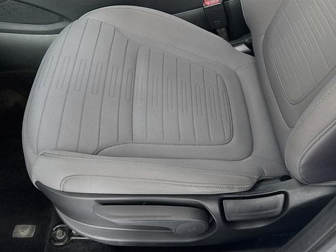 Used 2023 Hyundai Santa Cruz SE image 18