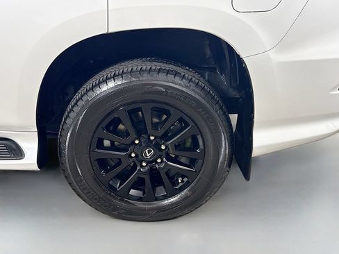 Used 2022 Lexus GX 460 w/ Black Line Special Edition AWD/4WD image 9