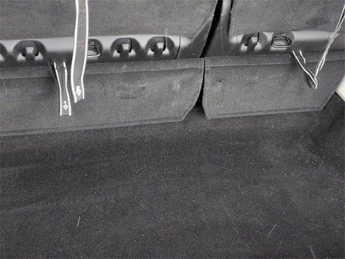 Certified 2024 Chrysler Pacifica Touring-L image 27