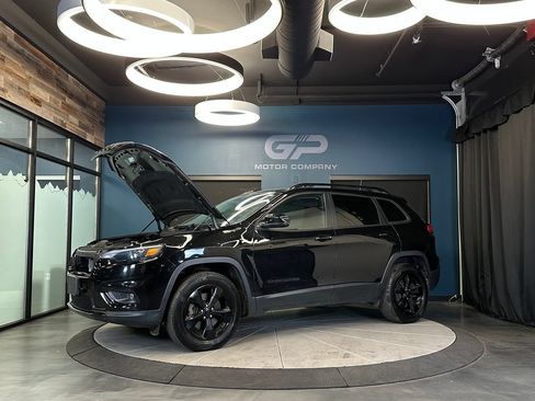 Used 2019 Jeep Cherokee Latitude Plus AWD/4WD image 26