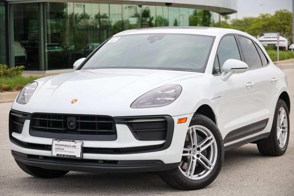 Certified 2026 Porsche Macan AWD/4WD image 27
