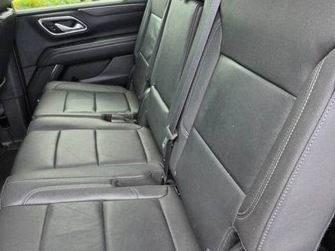 Used 2024 Chevrolet Tahoe LT RWD image 19