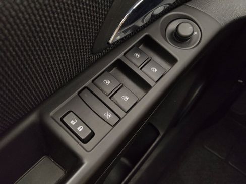 Used 2015 Chevrolet Cruze LT FWD image 27