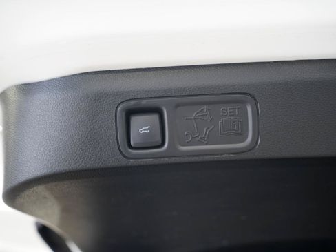 Used 2021 Ford Expedition XLT AWD/4WD image 40