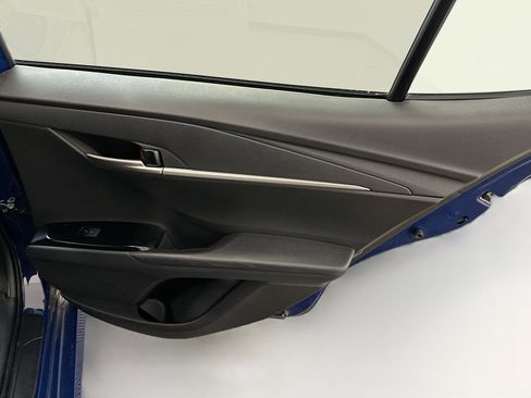 Used 2025 Toyota Camry LE image 31