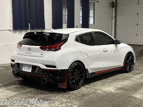 Used 2022 Hyundai Veloster N FWD image 6