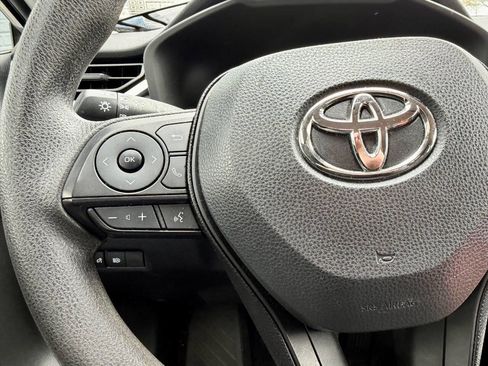 Used 2020 Toyota RAV4 LE AWD/4WD image 57