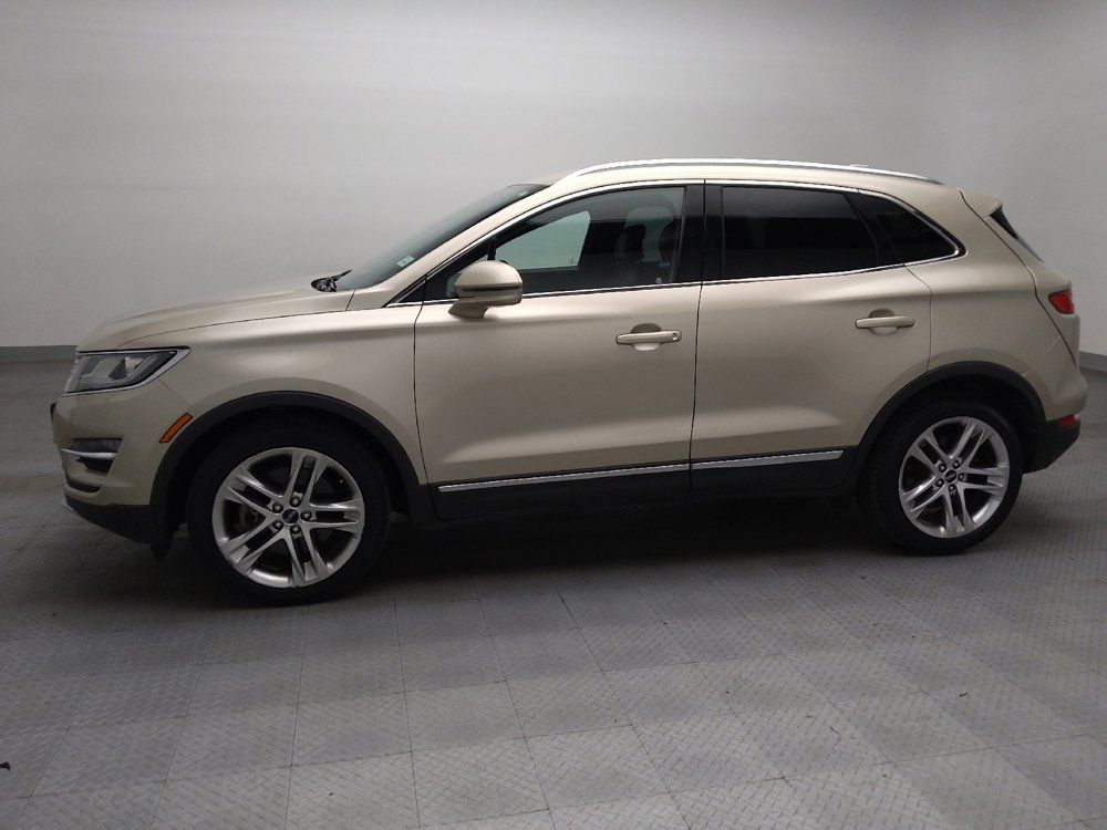 Used 2017 Lincoln MKC Reserve w/ Lincoln MKC Climate Package AWD/4WD image 2