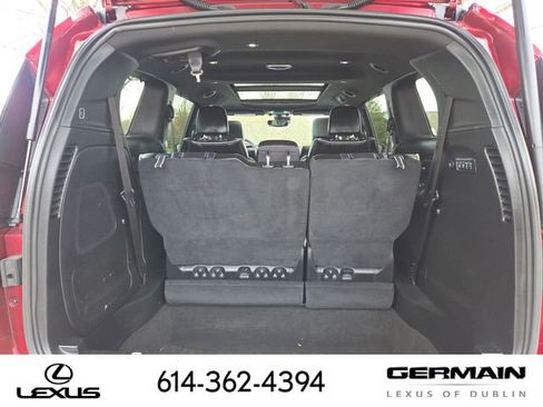 Used 2023 Chrysler Pacifica Limited w/ Uconnect Theater Family Group image 34