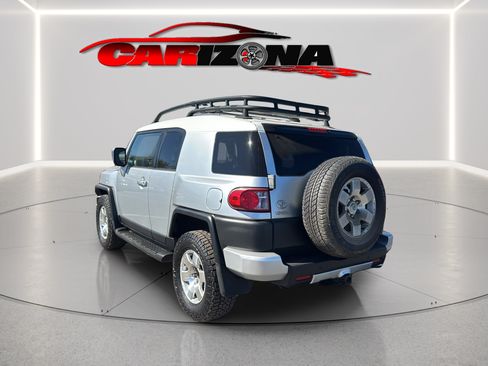 Used 2007 Toyota FJ Cruiser 4WD w/ Upgrade Pkg 2 image 8