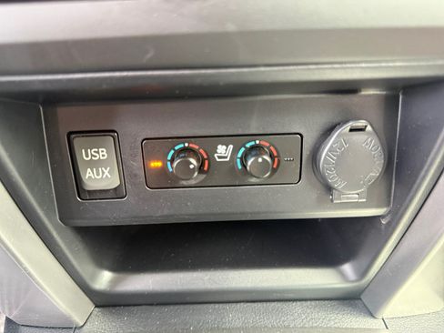 Used 2019 Toyota 4Runner Limited AWD/4WD image 29