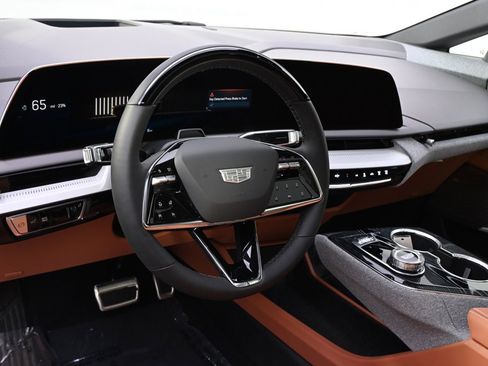 New 2026 Cadillac Optiq Sport 2 image 11