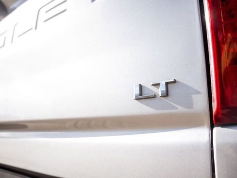 Used 2023 Chevrolet Silverado 3500 LT w/ Gooseneck/5TH Wheel Package image 9