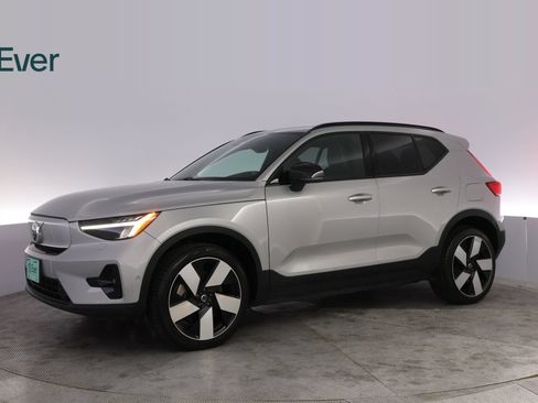 Used 2023 Volvo XC40 Recharge Ultimate AWD/4WD image 18