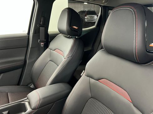 New 2026 Nissan Kicks SR w/ SR Premium Package image 16