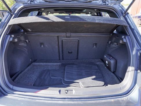 Used 2020 Volkswagen GTI SE image 28