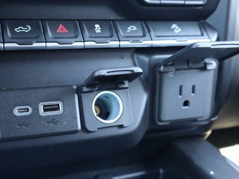 Used 2022 GMC Sierra 2500 Denali image 39