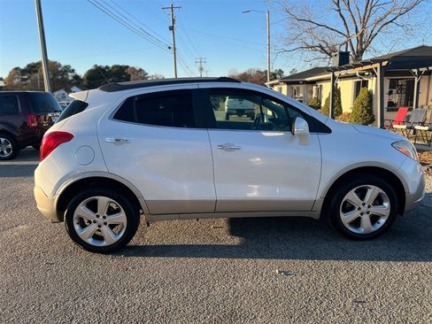 Used 2015 Buick Encore FWD image 6