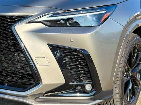 Used 2025 Lexus NX 350 F Sport AWD/4WD image 6