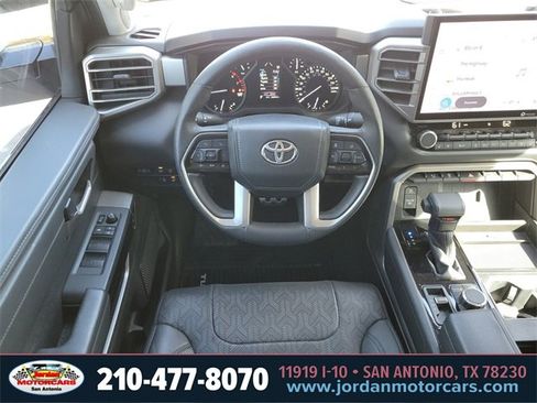 Used 2022 Toyota Tundra Limited image 13