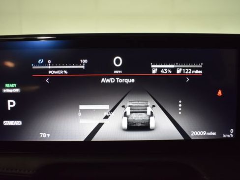 Used 2024 Nissan Ariya AWD image 28