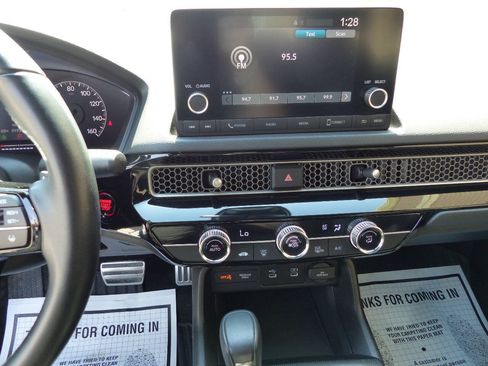 Used 2025 Honda Civic Sport image 19