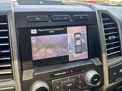 Used 2018 Ford F150 Limited AWD/4WD image 23