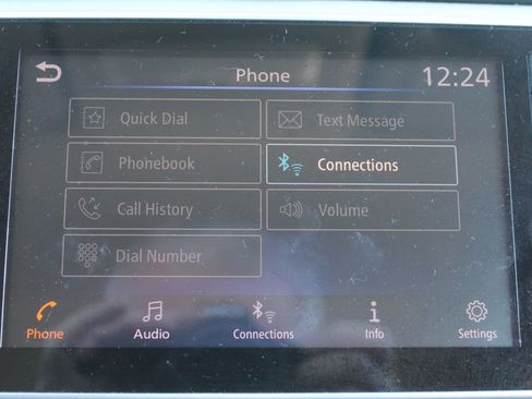 Used 2020 Nissan Versa SV image 37