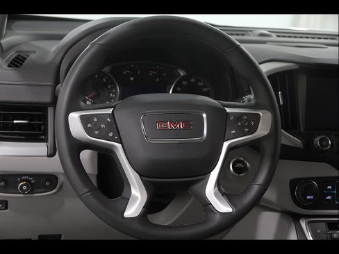 Used 2023 GMC Terrain SLT w/ Infotainment Package II AWD/4WD image 7