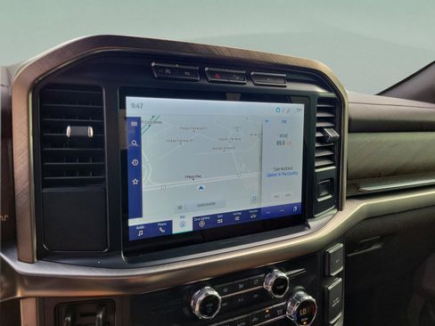 Used 2021 Ford F150 King Ranch w/ FX4 Off-Road Package image 15